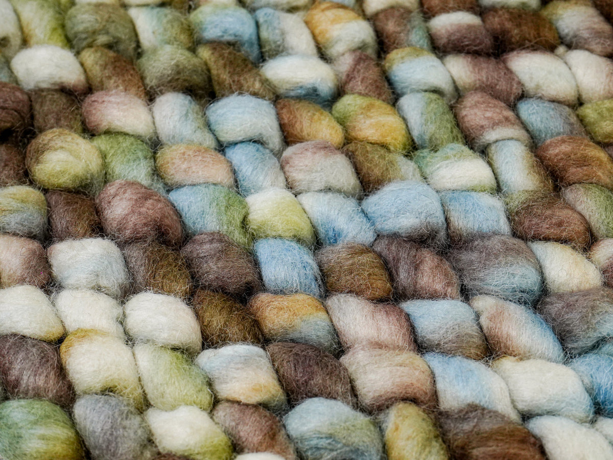 Multicolor Cashew Loop — close-up of the weave, chunky loop pile, and edge finish