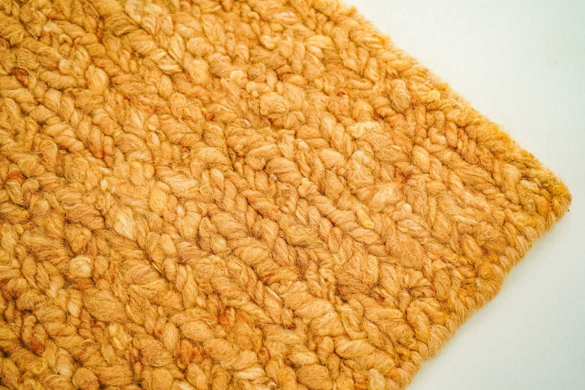 CUS24-26 RST wool rug