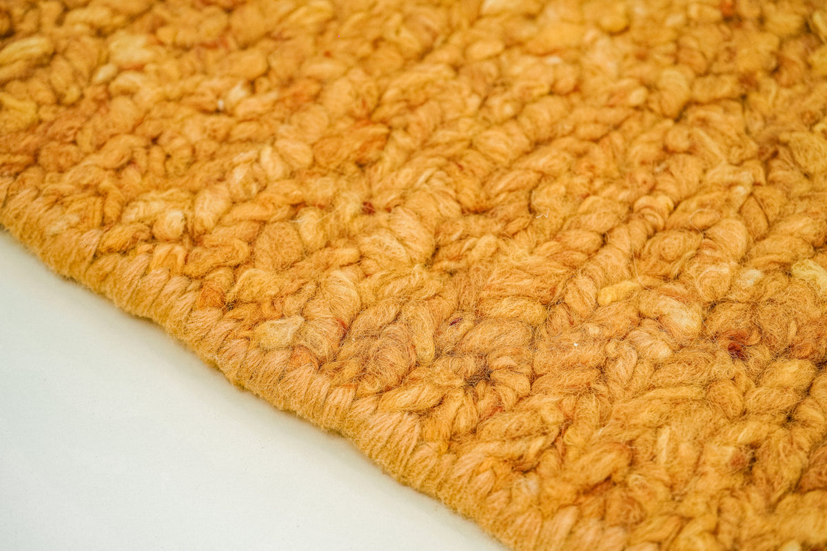 CUS24-26 RST wool rug