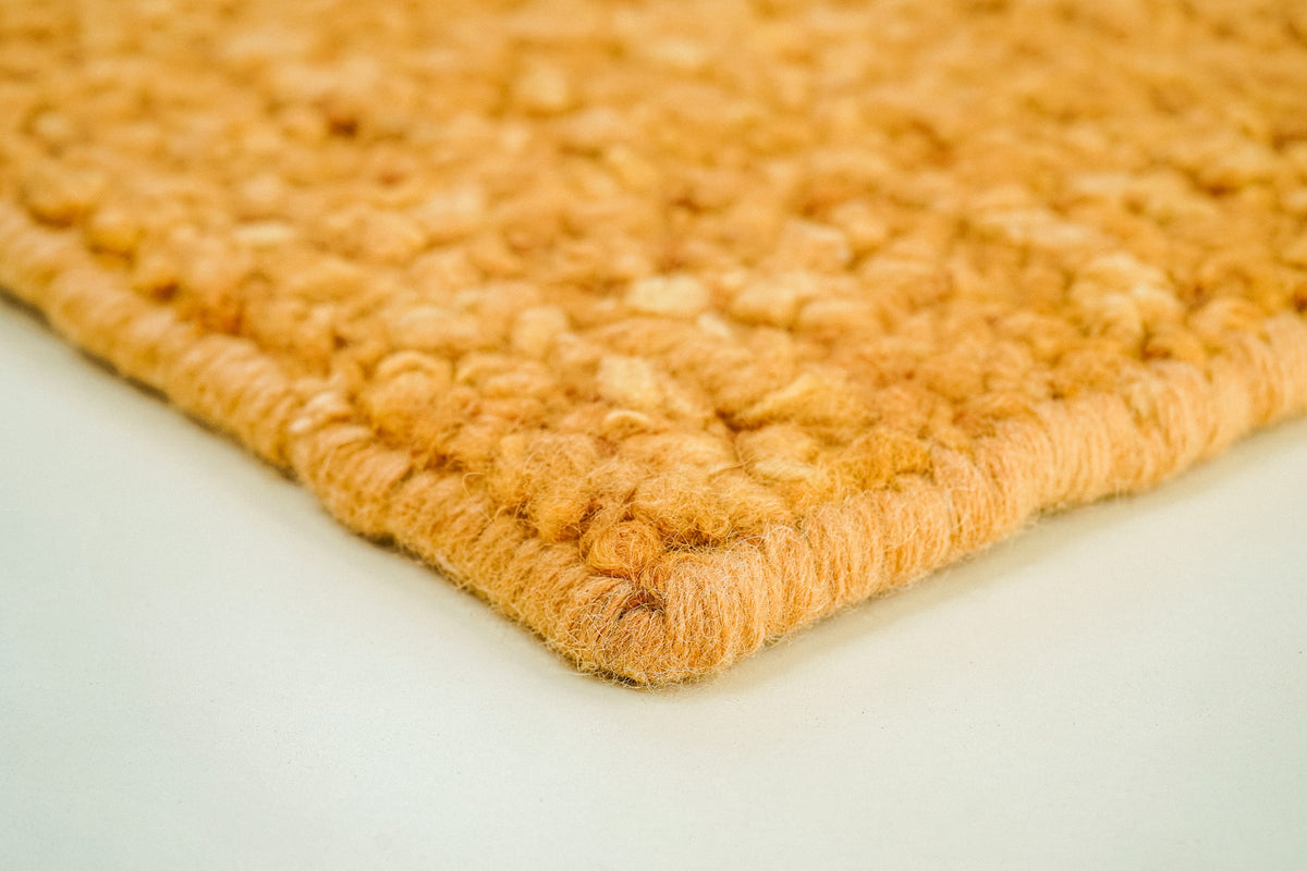 CUS24-26 RST wool rug