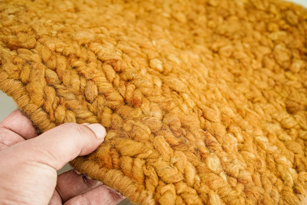 CUS24-26 RST wool rug