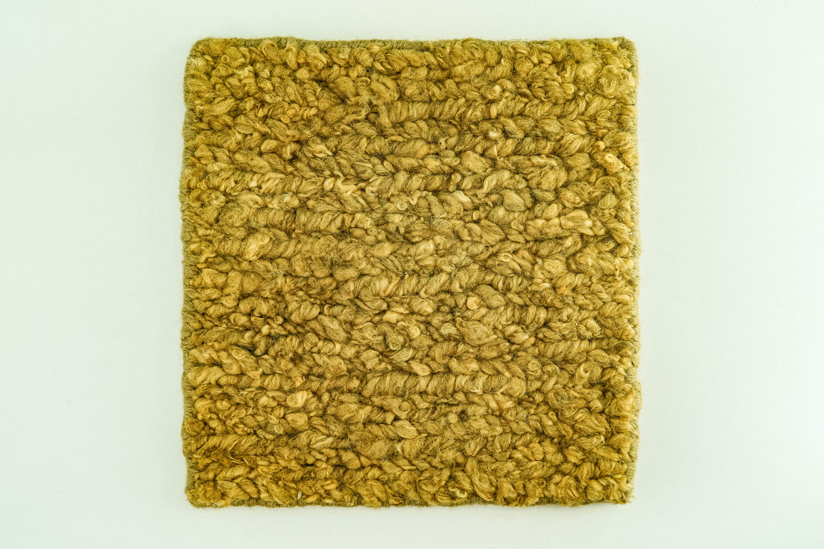 CUS24-26 GN wool rug