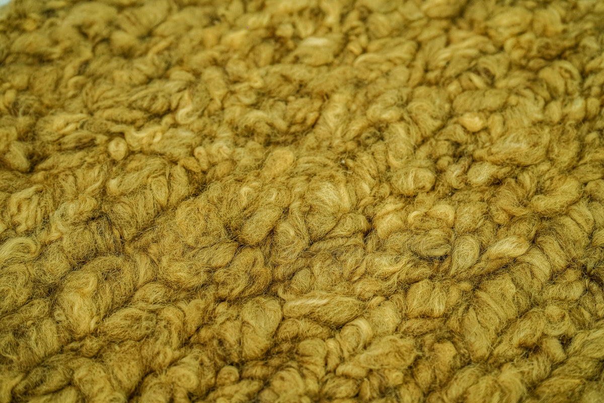 CUS24-26 GN wool rug