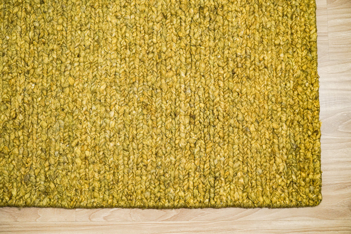CUS24-26 GN wool rug