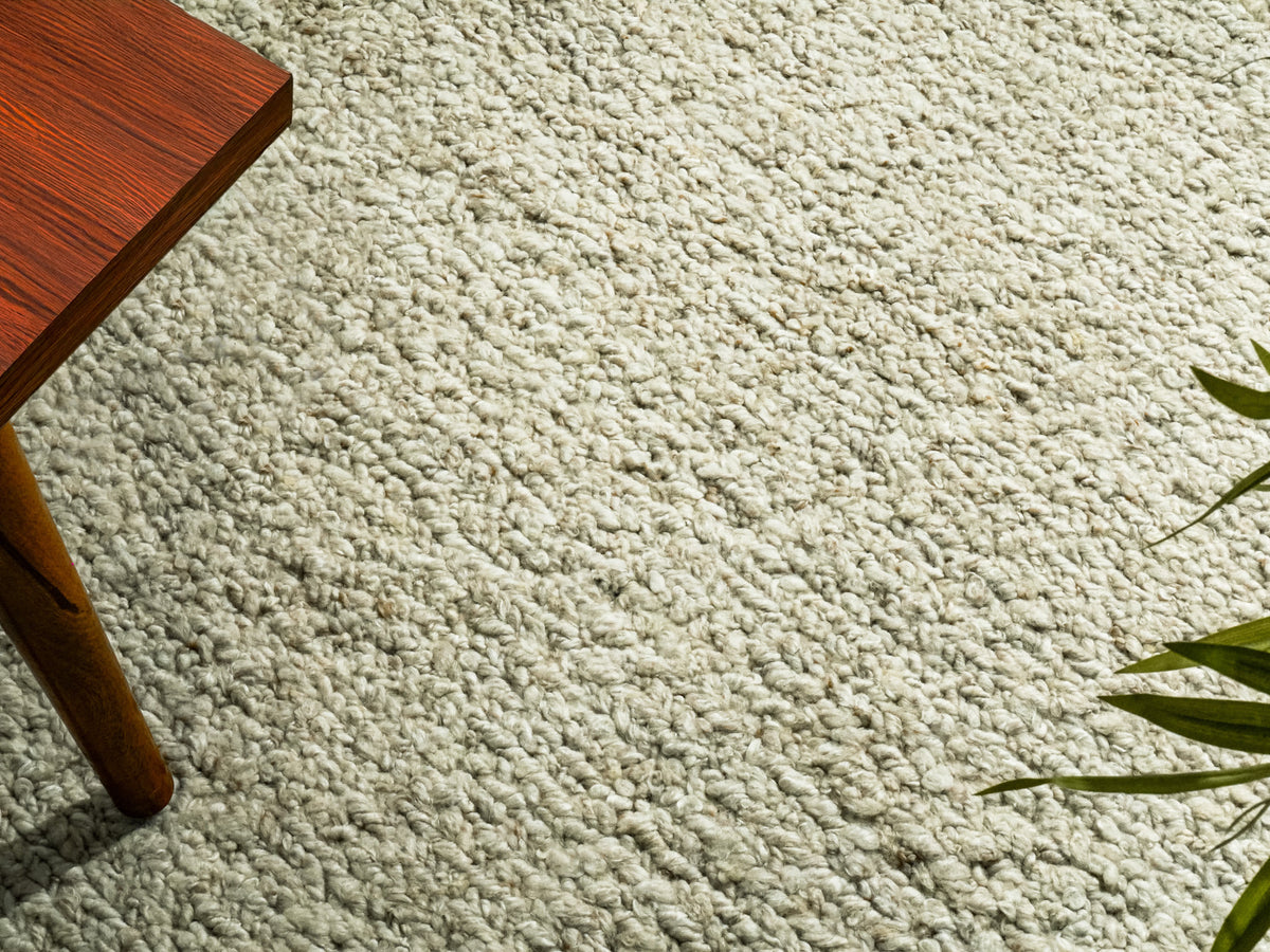 CUS24-26 BG wool rug