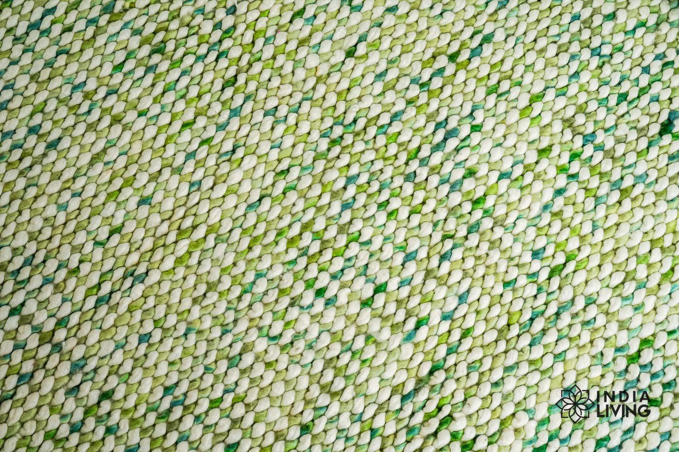 Cashew Loop — close-up of the weave, pile and edge finish