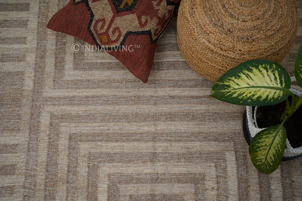 Irregular Beige Rustic Kilim wool rug, Geometric, unique decor carpet, Modern Placemat, Rustic feel, Customize in any size 4x6 5x8 8x10 9x12