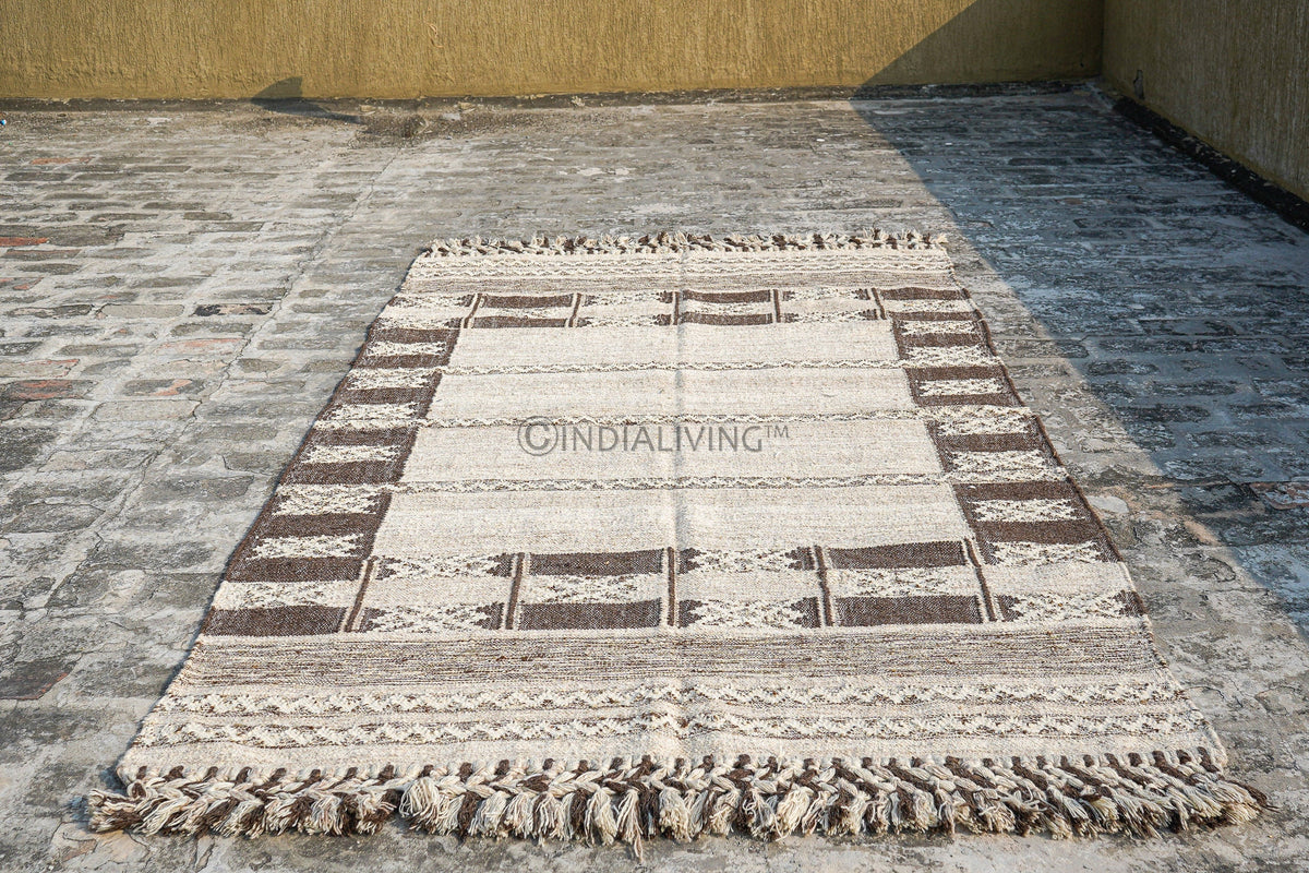 Farmhouse rug edge and fringe close-up detail