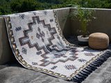 Tribal pattern corner detail