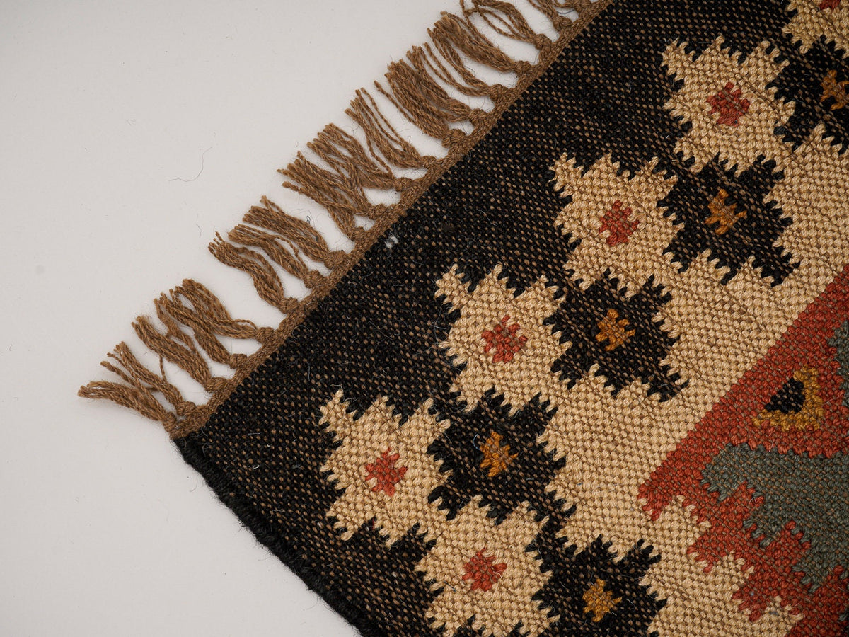 Southwestern runner rug in an entryway