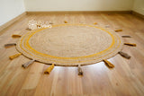 Yellow jute mat corner detail
