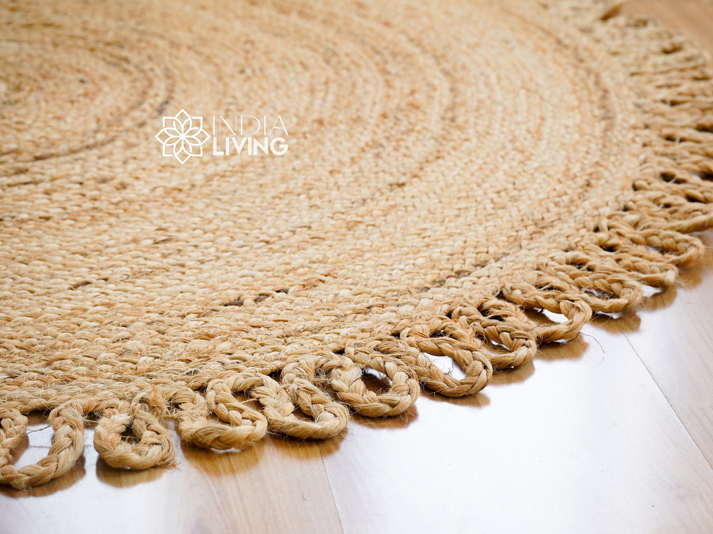Natural round jute mat, full flat view