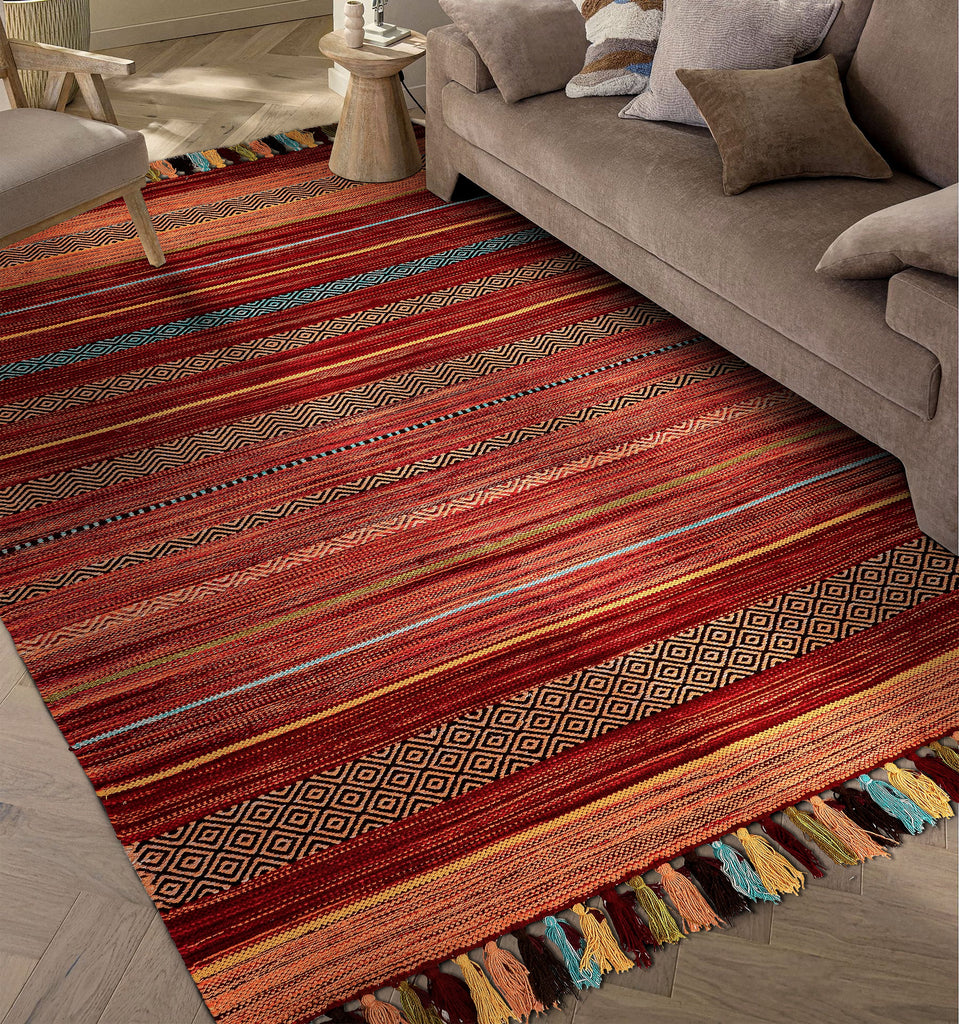 Indian Red Striped Kilim Rug, Vintage Bohemian Room Decoration, Indian Handmade with Moroccan Vibes, Perfect for Christmas Décor