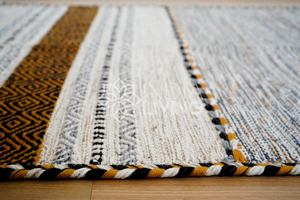 Ivory moroccan Flatweave Indian Kilim rug, Moroccan decor, Bohemian, Ethnic