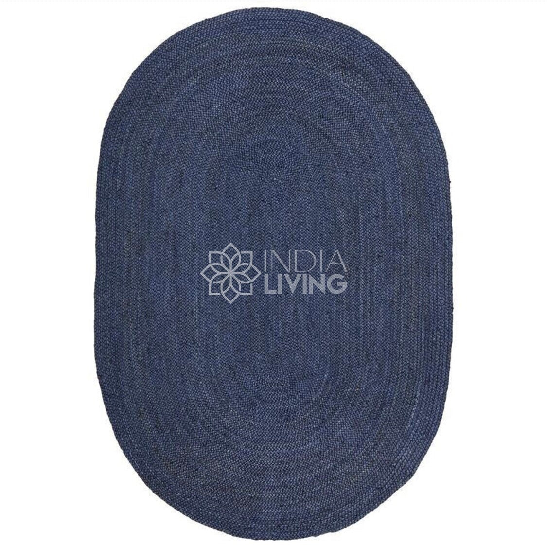 White jute rug placed in entryway
