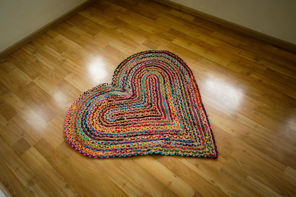 Heart Shaped Chindi Jute Multicolour Rag Braided Boho Rug, Bohemian Jute mat , Eco friendly Rug, Coastal Rug, Natural Rug, Jute Rag Rug