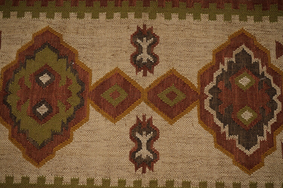 Wool jute rug placed in hallway