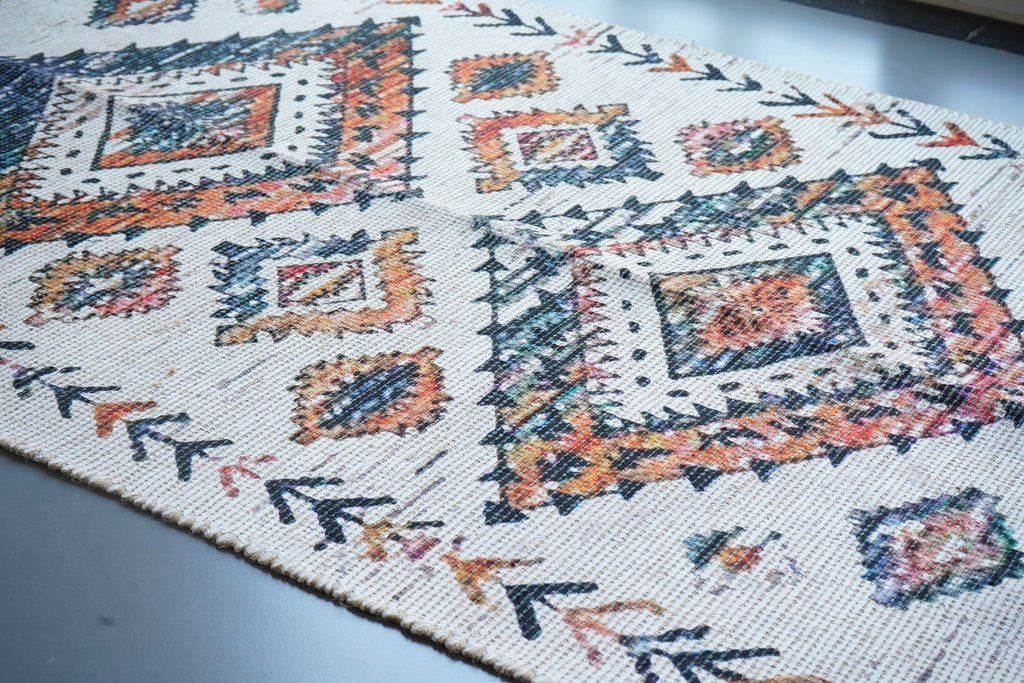 Bohemian rug 2x3, small rug, Moroccan prints, decorative rug, Off white rug 4x6, Jute Chenille rug