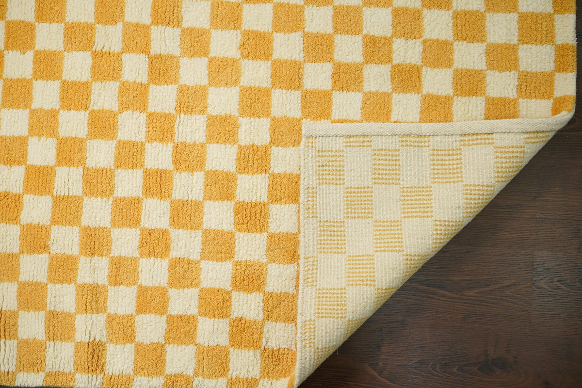 Wool rug corner detail
