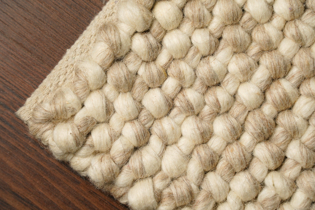 Hand knitted Ivory Wool Area rug, Chunky Basket weave indoor White wool rug, Custom made Room Rug