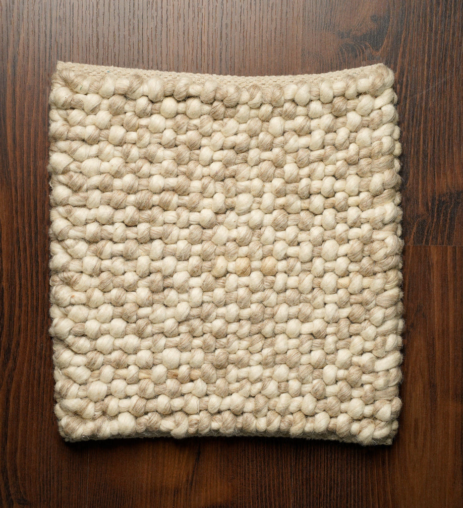 Hand knitted Ivory Wool Area rug, Chunky Basket weave indoor White wool rug, Custom made Room Rug