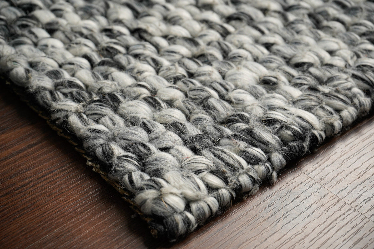 Grey mixture loop chunky wool rug full view