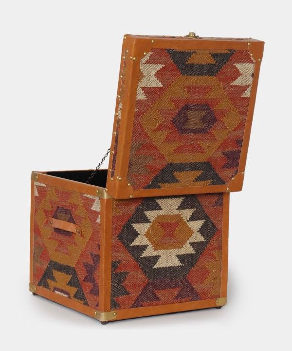 Close-up of kilim weave pattern on trunk box