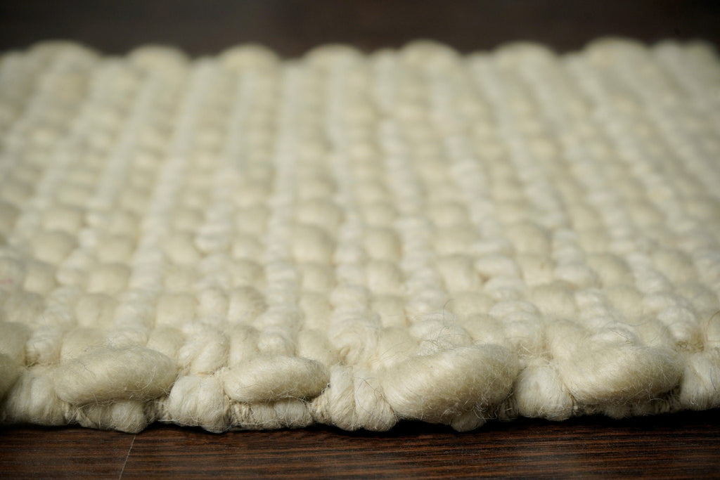 Cream White Inter looped Chunky Wool rug, Modern Scandinavian Decor Pattern, Customize in any size