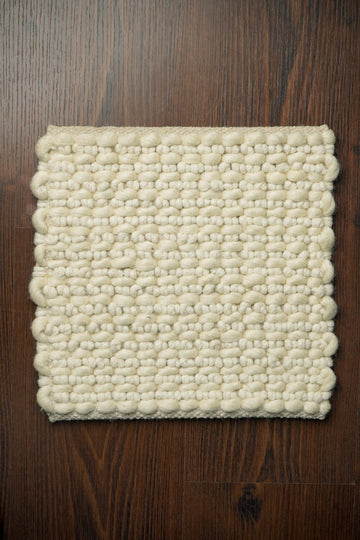 Cream White Inter looped Chunky Wool rug, Modern Scandinavian Decor Pattern, Customize in any size