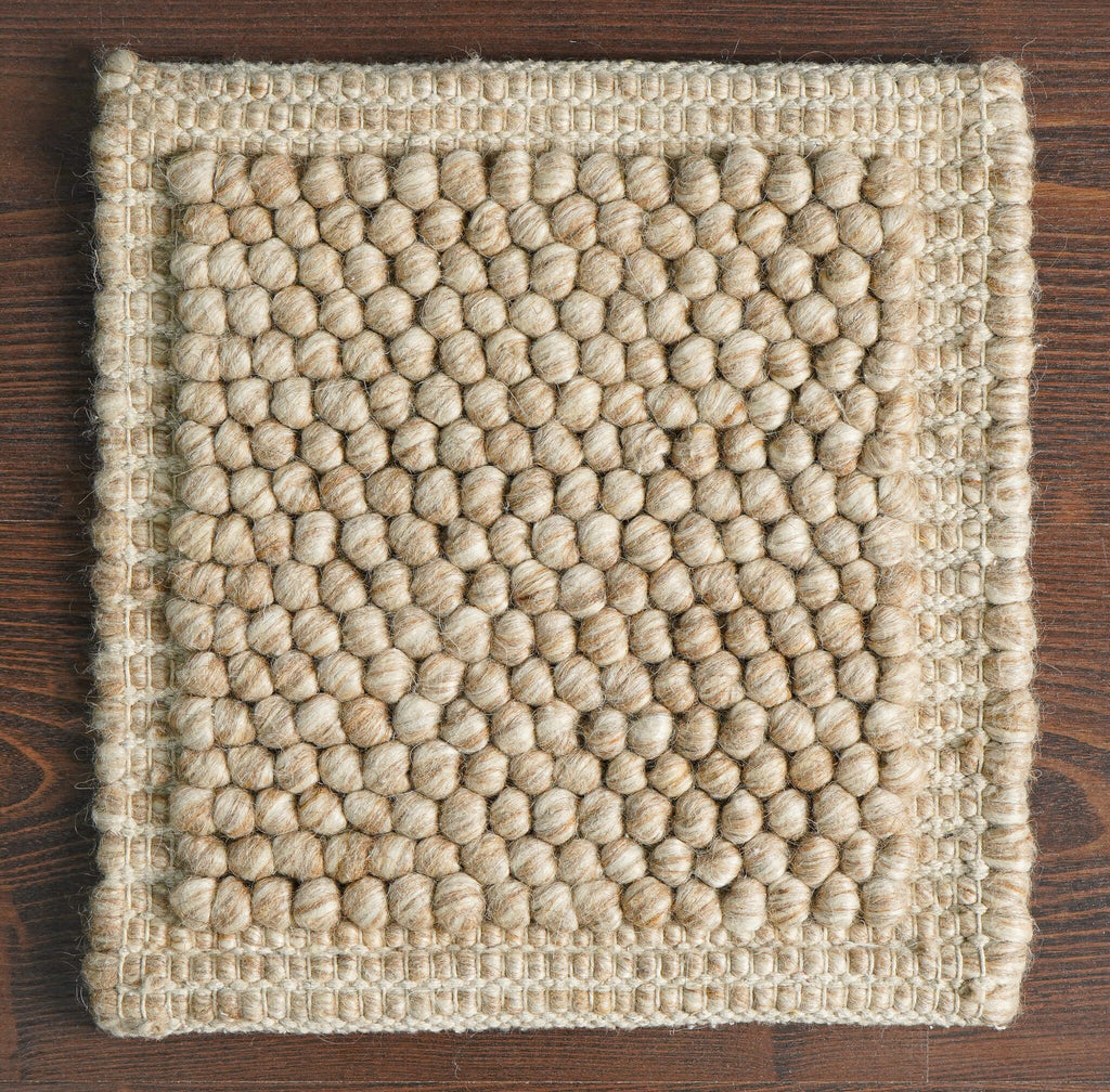 Chunky Beige Wool rug - Hand woven, Looped, Scandinavian Decor, Cozy, Custom made in all sizes