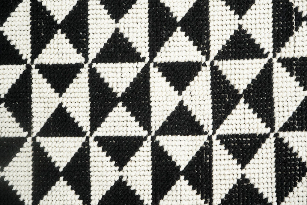 Black white Checkered loop Wool Area rug - Modern Geometric Scandianavian Chunky living room decor rug, Customization available