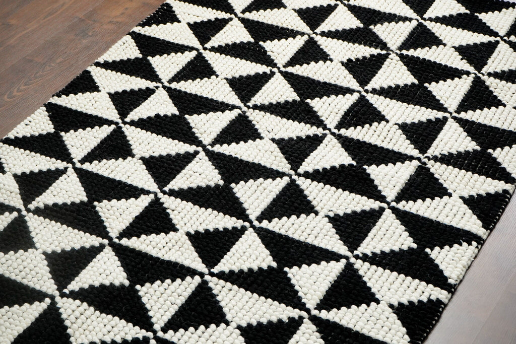 Black white Checkered loop Wool Area rug - Modern Geometric Scandianavian Chunky living room decor rug, Customization available