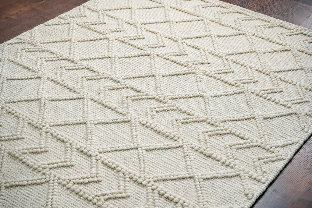 Abstract Ivory Chunky Wool Rug, Scandinavian Indoor rug, Hand knotted, Geometric pattern, Custom made in all sizes