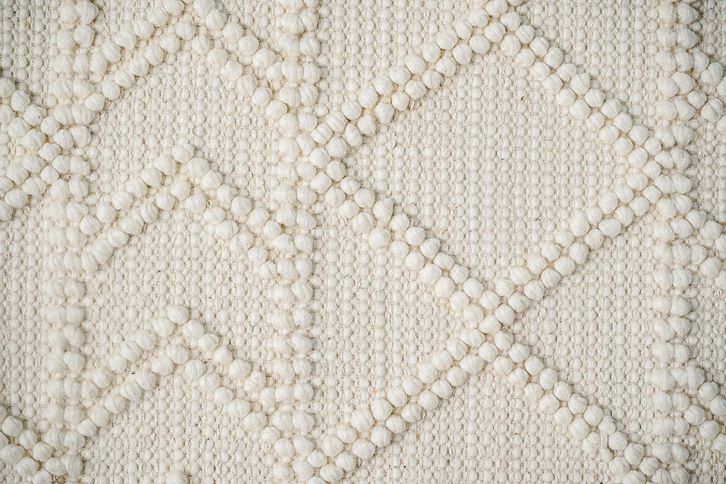 Abstract Ivory Chunky Wool Rug, Scandinavian Indoor rug, Hand knotted, Geometric pattern, Custom made in all sizes