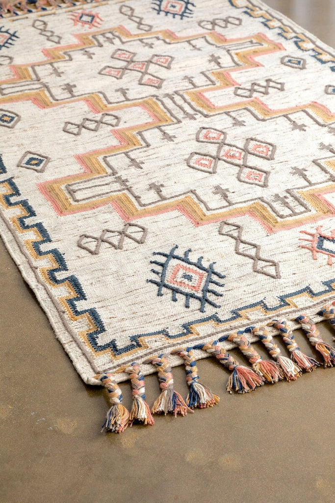 Hand woven Ivory Aztec Flat weave Tribal Moroccan Style Bohemian decor Pet Yarn indoor outdoor Kilim rug, Custom made in all sizes