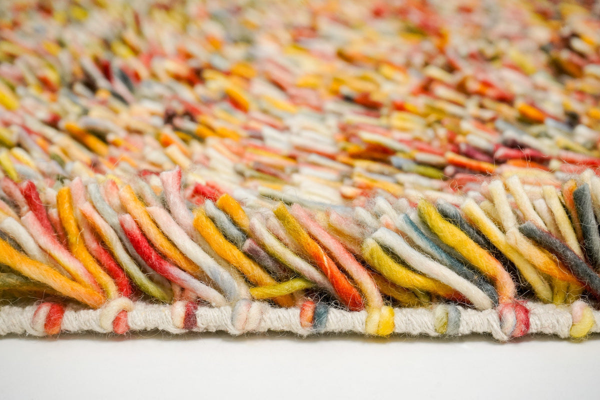Shag rug edge and pile texture detail