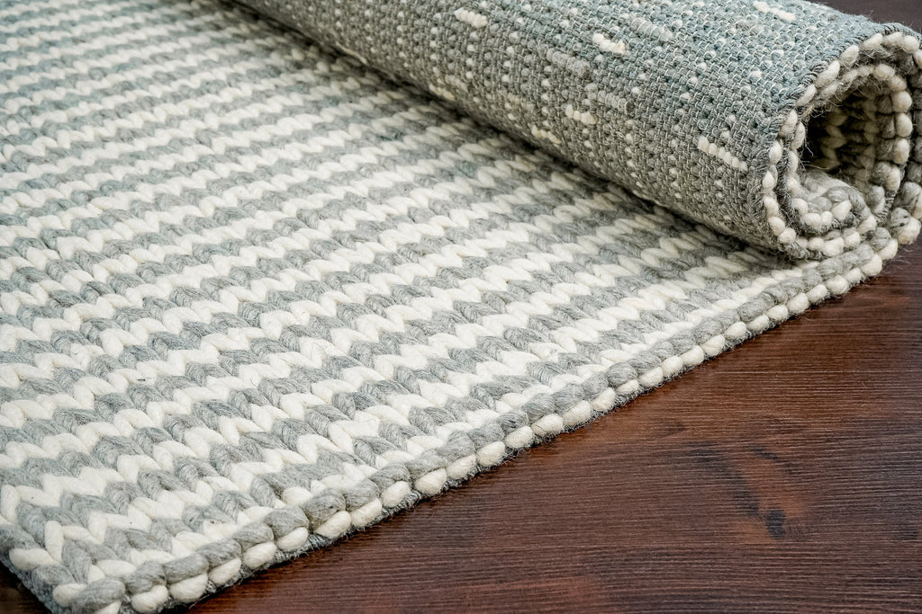 Custom made Gray White Hand Knitted Chunky Braided Wool rug, Custom indoor looped wool rug, cozy, Indoor Custom Room Rug, Housewarming decor