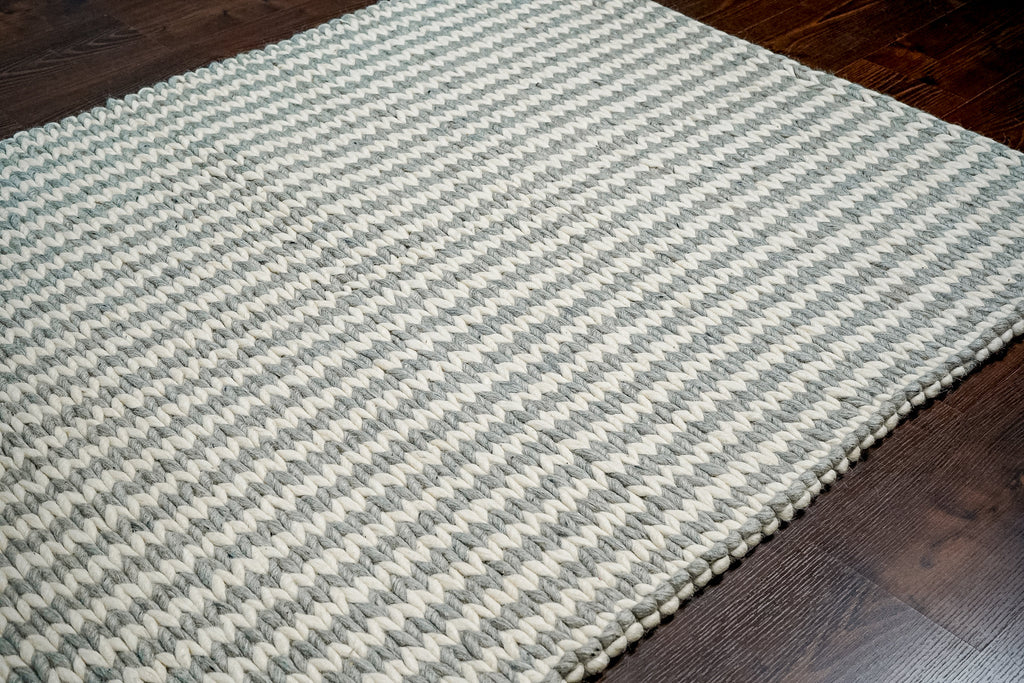 Custom made Gray White Hand Knitted Chunky Braided Wool rug, Custom indoor looped wool rug, cozy, Indoor Custom Room Rug, Housewarming decor