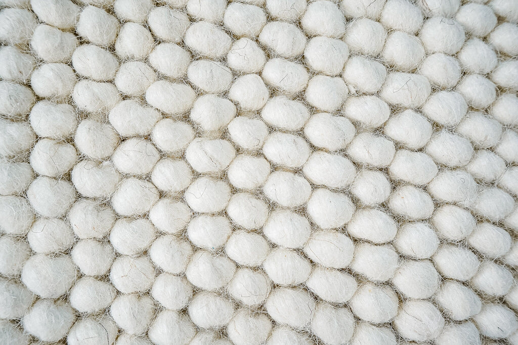 Chunky Looped Fluffy Ivory Wool rug, Soft Scandinavian decor indoor wool rug, Customization available