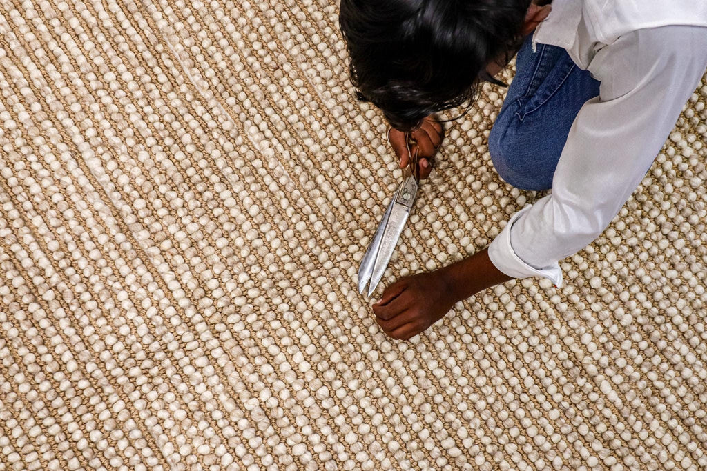 Hand Woven Loop Chunky Camel Beige Scandinavian Indoor Wool Jute Rug, Cozy Felted wool taupe Rug, Pet-Friendly, Customize in any size