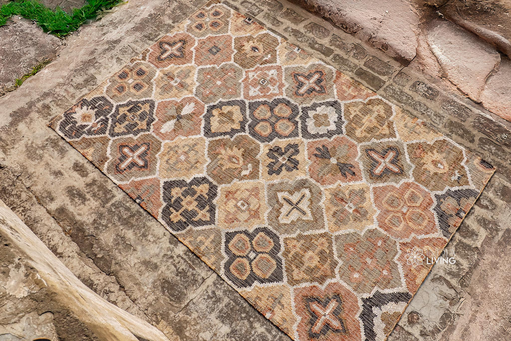 Abstract Floral Trellis patterned Hand woven Boho Style Black Beige Natural Jute Rug, Moroccan Flatweave Kilim rug, customization available