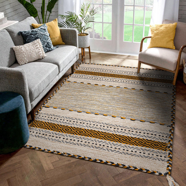 Ivory diamond-pattern kilim rug, full flat view