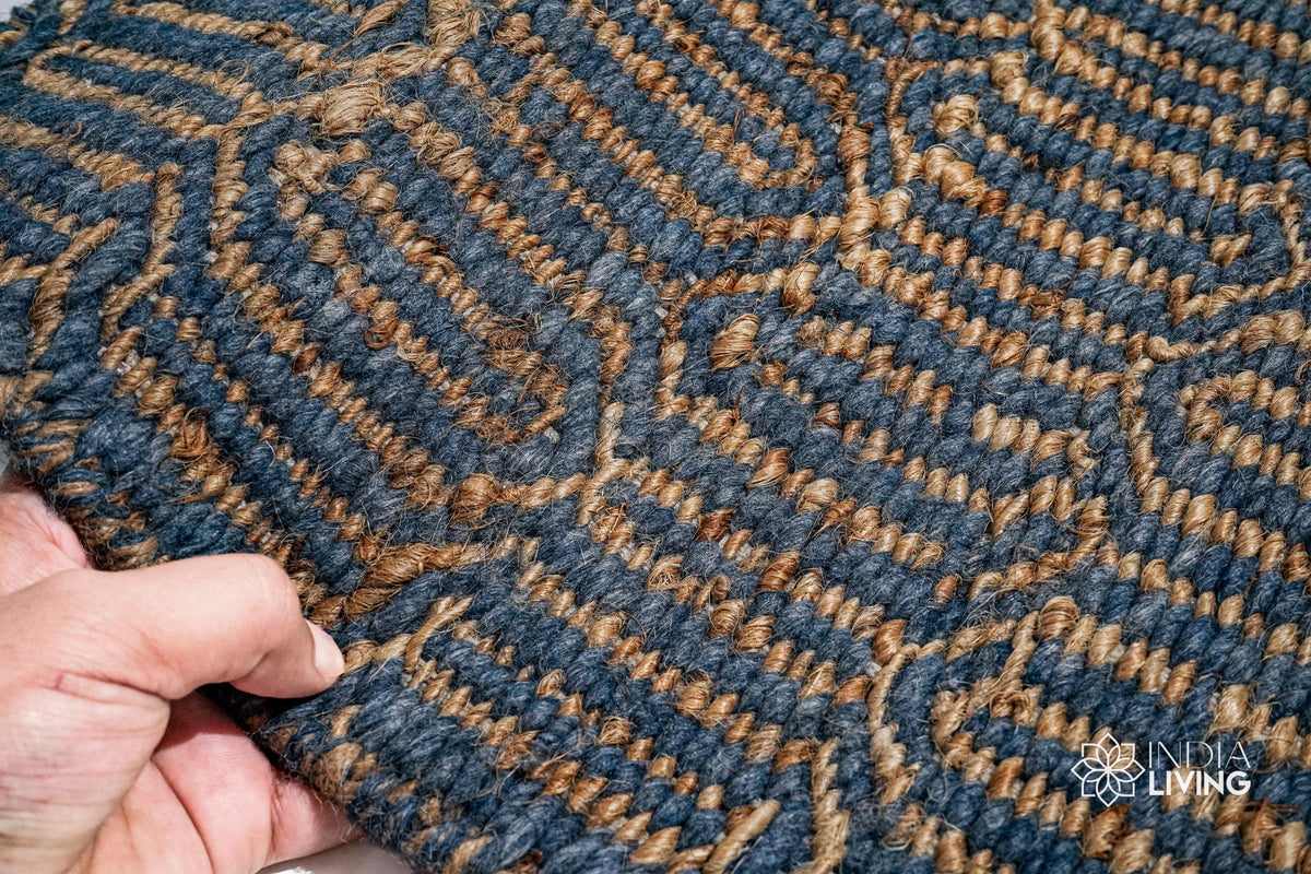 Geometric flatweave rug in a hallway entryway