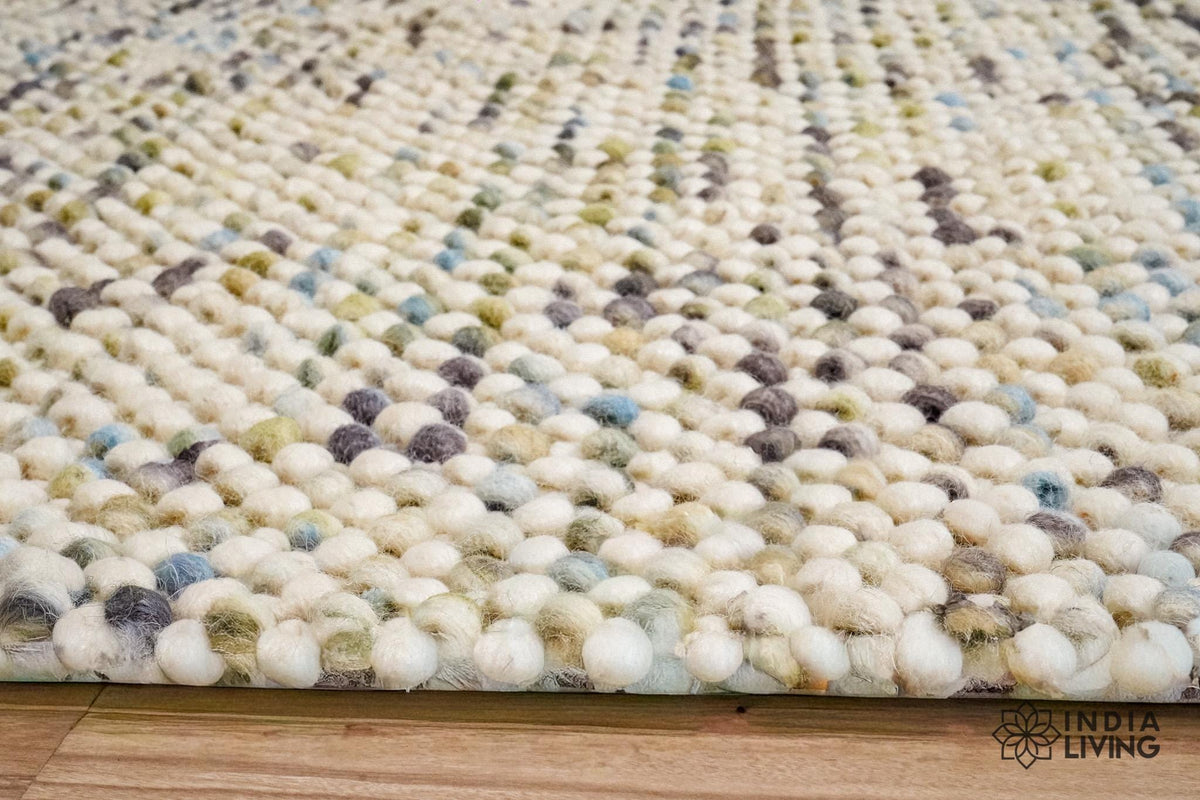 Chunky loop texture close-up in pastel colours