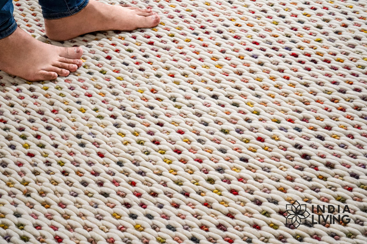 Multi blend ivory chunky wool rug, flat lay view