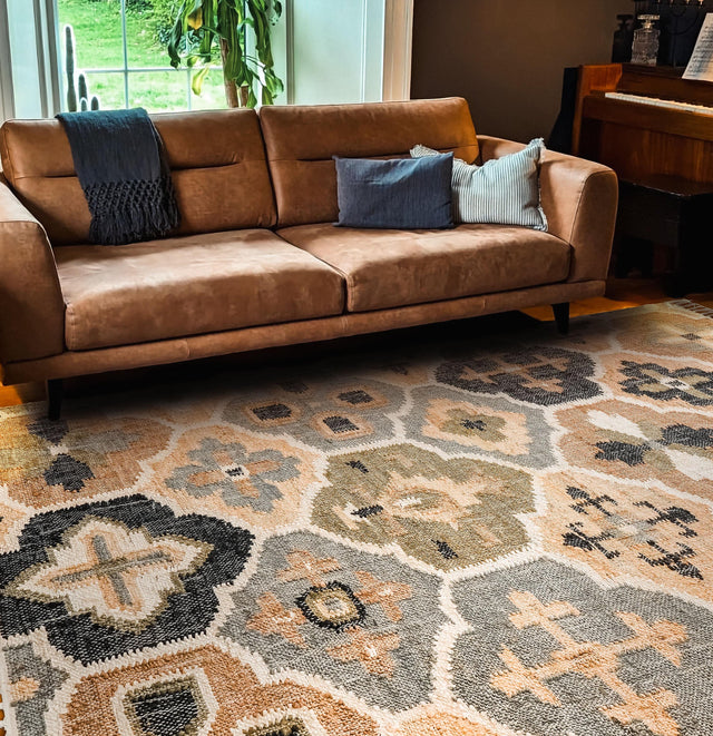 Abstract floral jute kilim rug flat view full pattern