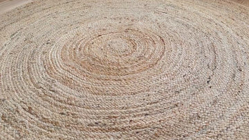 Round Jute Mat | Natural Jute Braided Round Rug for Living Room, Bedroom and Entryway | Sustainable and Eco-Friendly Home Decor